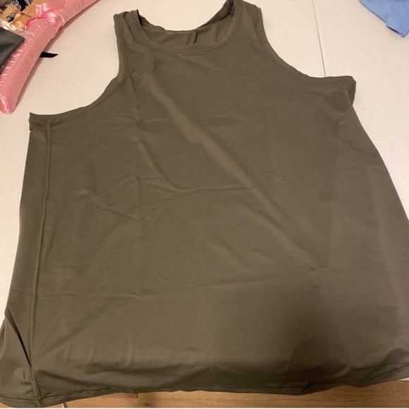 Open back tank - army green colour - Picture 3 of 5